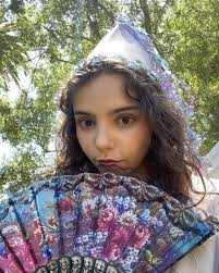 Vicky Cristina Barcelona: María Elena-Michu Cure. More: michucure.com