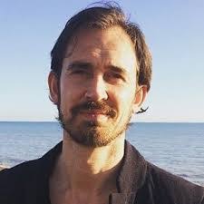 Thomas Quinton's Instagram, Twitter & Facebook