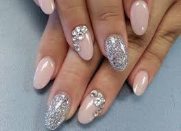 Puedes disfrutar de unas uñas largas y elegantes, incluso si tus uñas naturales están cortas. 1001 Ideas De Decoracion De Unas Acrilicas 2018 2019