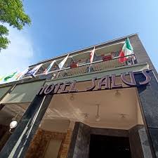 L'hotel ristorante salus è ubicato a soli 50 metri dalla rinomata stazione termale di sant'andrea bagni situata nel comune di medesano, in provincia di parma. Salus Hotel In Parma Sant Andrea A Bagni Benvenuti