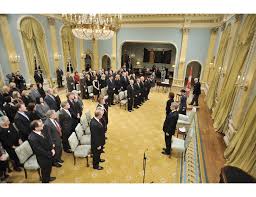 Nous vous recommandons de réserver les circuits pour rideau hall en avance. Ballroom Chair Chc Cpc