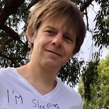 Eric Ireland (@erici@linuxrocks.online)