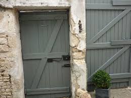 Peinture Et Jardinage Gris Claire Peinture Volet Bois Volets Verts Couleur Facade
