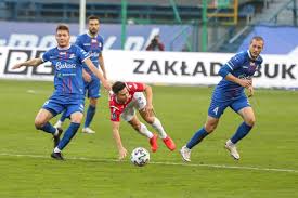 Wcześniej, jeszcze w rundzie jesiennej, w prowadzonych przez niego meczach podbeskidzie wygrało ze stalą. Pogon Podbeskidzie Na Zywo Artykuly Dziennik Zachodni