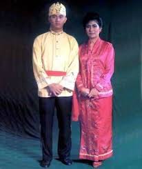 Indonesia #manhuntinternational2017 #indonesiamalepageant #mustikaratu #misterinternational #missinform #missinformambassador #2017pic.twitter.com/q0oqqbwlbi. Indonesian Traditional Dress For Male Factory Store