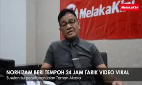 Saya bertengkar dengan peniaga kerana tak mahu pasar ramadan ditutup kerajaan negeri sekali gus menyebabkan mereka rugi, kata exco pertanian, penternakan, pembangunan usahawan dan koperasi negeri datuk norhizam hassan baktee. Norhizam Hassan Baktee Education