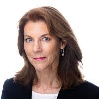 Anna Hanford's Instagram, Twitter & Facebook