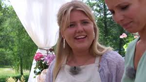 Samhälle kajsa ekis ekman om ideologin som kidnappats av vulgära politiker. Hela Sverige Bakar Vad Hander Trendlurker