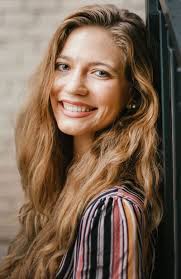 Ashley Huntington's Instagram, Twitter & Facebook