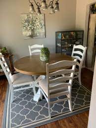 Broyhill furniture offers a line of sofas, sectionals, sleepers, loveseats, chairs, chaises, recliners, ottomans, coffee tables, side tables, and media solutions for the living room. Broyhill Castillo 5 Piece Dining Set Big Lots