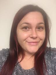 So this was the post i made earlier, today, I actually wore a wine mini  hill today 🍷 please check the last picture if u have won dm me for ur  airtime 🙏🙏🙏🙏🥰🥰✌️