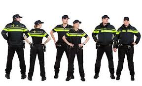 Nieuw Uniform Politie Vanaf September Sleutelstad Nl Politie Uniform Beroepskleding
