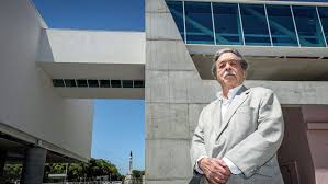 May 23, 2021 · morre paulo mendes da rocha, o último gigante da arquitetura brasileira arquiteto de 92 anos estava em atividade desde 1955 e recebeu o pritzker, maior prêmio da arquitetura, em 2006 Morre O Arquiteto Brasileiro Paulo Mendes Da Rocha Aos 92 Anos Jornal Mundo Lusiada