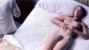 Discover Kate Winslet bare in Titanic - Sultry stills