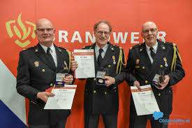 Op woensdag 20 oktober jl. Koninklijke Onderscheiding Voor Drie Brandweermannen Scheemda Oldambtnu Nl