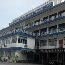 Pihak polis telah menahan bekas suami datuk a. Ibu Pejabat Polis Daerah Ampang Jaya Ampang Selangor