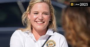 Mary Nan Huffman declares victory over Tony Buzbee in Houston City Council  race