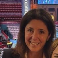 Correo electrónico y teléfono de Amanda Deem