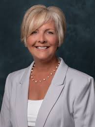 Amy Mangan's Instagram, Twitter & Facebook