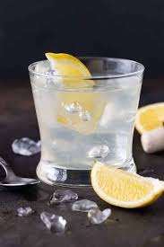 Easy summer vodka drinks simple vodka cocktails classic vodka cocktails vodka mixers vodka and sprite cape codder (cocktail) vodka tonic sea breeze cocktail low calorie vodka drinks. 5 Refreshing Vodka Cocktails For Summer Garnish With Lemon