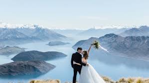 Belakangan lantaran pemilihan baju suntiang khas minangkabau mumuk gomez dituding meniru atta halilintar dan aurel hermansyah. Ingin Ikut Tren Pre Wedding Di Puncak Gunung Nggak Salah Kok Tapi Ketahui Dulu 6 Tips Ini