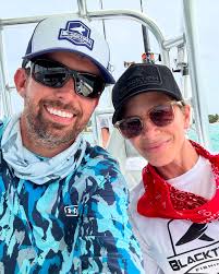 Watch us Catch this Massive Great White Shark 😳 #massive #shark  #greatwhiteshark #sharkweek #ocean