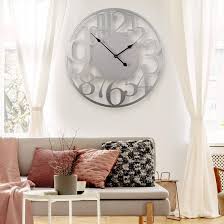 Hier ist für jeden das passende dabei. Xxl Wanduhr Alu Dibond Silbereffekt Modern O 70 Cm Wall Art De