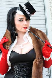 If you like cruella de vil costume ideas, you might love these ideas. Cruella De Vil Cosplay