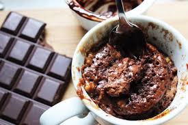 Gateau Mug Brownies Fondant Au Micro Ondes Brownie Fondant Gateau Savoureux Gateau Mug