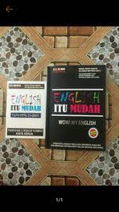 4) mana satu warna merah? Warna Perang In English