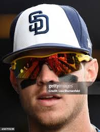 239 Lisa Myers Photos & High Res Pictures