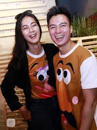 Pelakon baim wong berkata isterinya iaitu paula verhoeven kini lebih rajin turun ke dapur dan menyediakan makanan. Baim Wong Sempat Ragukan Agama Paula Verhoeven Showbiz Liputan6 Com