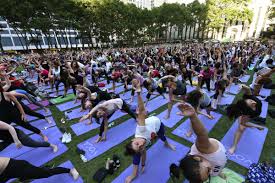 Partaking in meditation and yoga practices was associated with a significantly lower right amygdala volume (β = − 31.8 mm³, p =.005), and lower left hippocampus volume (β = − 75.3 mm³, p =.025). Yoga And Meditation Are The 2 Most Popular Alternative Health Tools In The Us Here S Why Vox