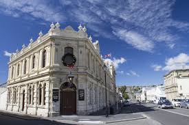 14 Most Charming Small Towns In New Zealand With Map Photos Touropia Steampunk hq is an art collaboration and gallery in the historic victorian precinct of oamaru, new zealand.