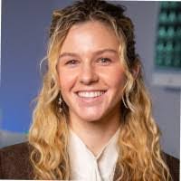 Earlene Murray's Instagram, Twitter & Facebook