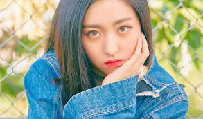 What would you rank itzy, twice, iz*one, red velvet, mamamoo, . Fanatics S Sika Reportedly Said To Be An Ex Jyp Trainee Kpopmap