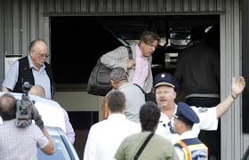 Antal nimród habony árpád habony vadkapitalizmus retró pop magyar hungarian 90es évek nosztalgikus nosztalgia retro somorjai ilona honey papp. Kuruc Info Luxus Magangeppel Jart Habony Hongkongban Onnan Lehet A Legtobb Kotvenybizniszes Penzt Felmarkolni