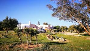 Location Villa Prive Maison Avec Piscine Privee Essaouira In 2020 Villa Golf Courses Dolores Park