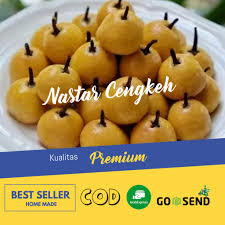 Mikser margarin dan mentega sebentar saja asal tercampur, masukkan gula halus, mikser sebentar, susu bubuk dan telur, mikser. Harga Kue Nastar Nanas Terbaru Mei 2021 Biggo Indonesia