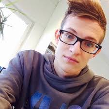 Andrew Bachmann's Instagram, Twitter & Facebook