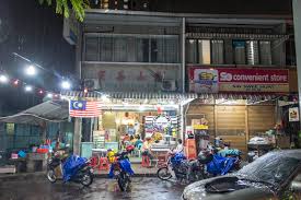Macalister נמצא בג'ורג' טאון (מלזיה). Perak Road Awesome Oneh Char Hor Fun Opposite Klinik Kesihatan Jalan Perak Crisp Of Life