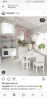 Pin By Hayat On Gartenhaus Play Houses Playhouse Interior Shabby Chic Homes