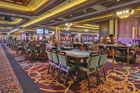 Mandalay Bay In Las Vegas Experience One Of Nevada S Most Iconic Casino Resorts Go Guides