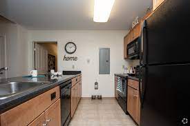 Use our detailed filters to find the perfect place, then get in touch with the property manager. University Of Massachusetts Lowell Off Campus Housing Apartments Forrentuniversity