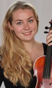 Coosje wijzenbeek met jeugd strijkorkest de fancy fiddlers bij vpro's vrije geluiden. Bio S Espigatrio