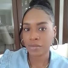 A very interesting short story; My entitled coworker demanded I give her my  lunch because she forgot hers again. This happened at work last week and  it's not the first time. I