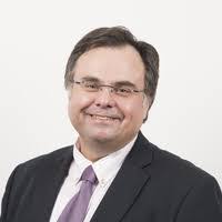 Robert Rippee's Instagram, Twitter & Facebook