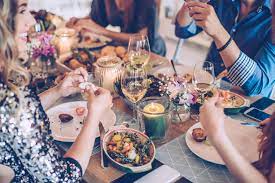 These dinner party menu ideas and fall entertaining tips will have your guests talking for weeks! Dinner Party Games