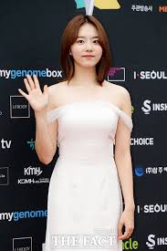 김소혜 학폭 해명하자 열받은 피해자가 추가로 올린 글 (+대치동 과거 인스타) 그룹 아이오아이 김소혜도 또 다시 학폭 의혹이 제기되자 소속사 측에서는 재차 사실무근으로 강경대응을 예고했습니다. ê¹€ì†Œí˜œ ë' ë²ˆì§¸ í•™í­ ì˜í˜¹ ìž'ì„±ìž ì–'ì‹¬ì˜ ê°€ì±… ëŠë¼ê¸¸ ë„¤ì´íŠ¸ ë‰´ìŠ¤