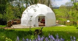 We spent the weekend in a glamping pod with a hot tub. 22 Glamping Sites In Gorgeous Locations In Wales Wales Online